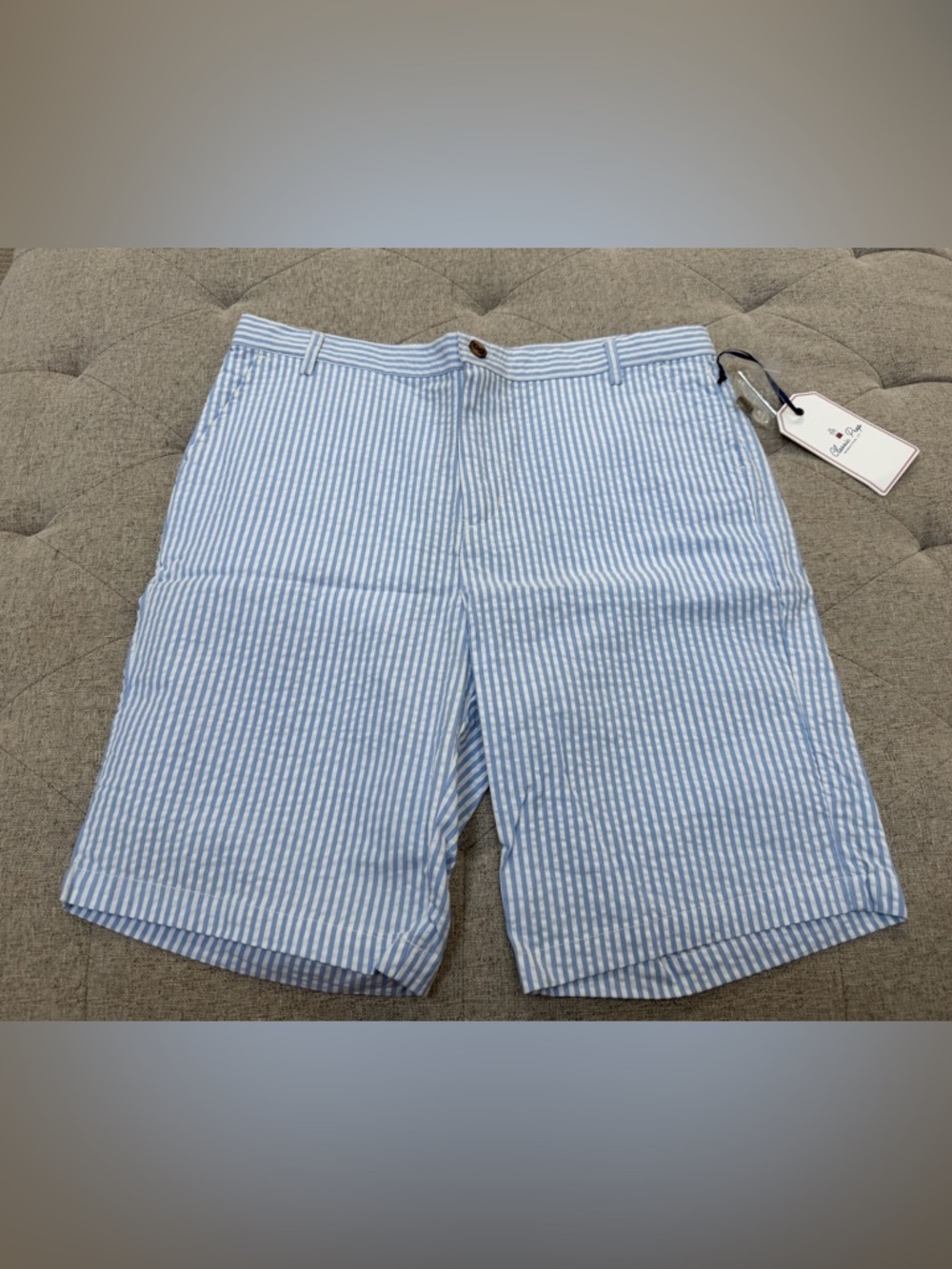 NWT CLASSIC PREP CPC HUDSON SHORT BLUE AND WHITE SEERSUCKER STRIPED SHORTS